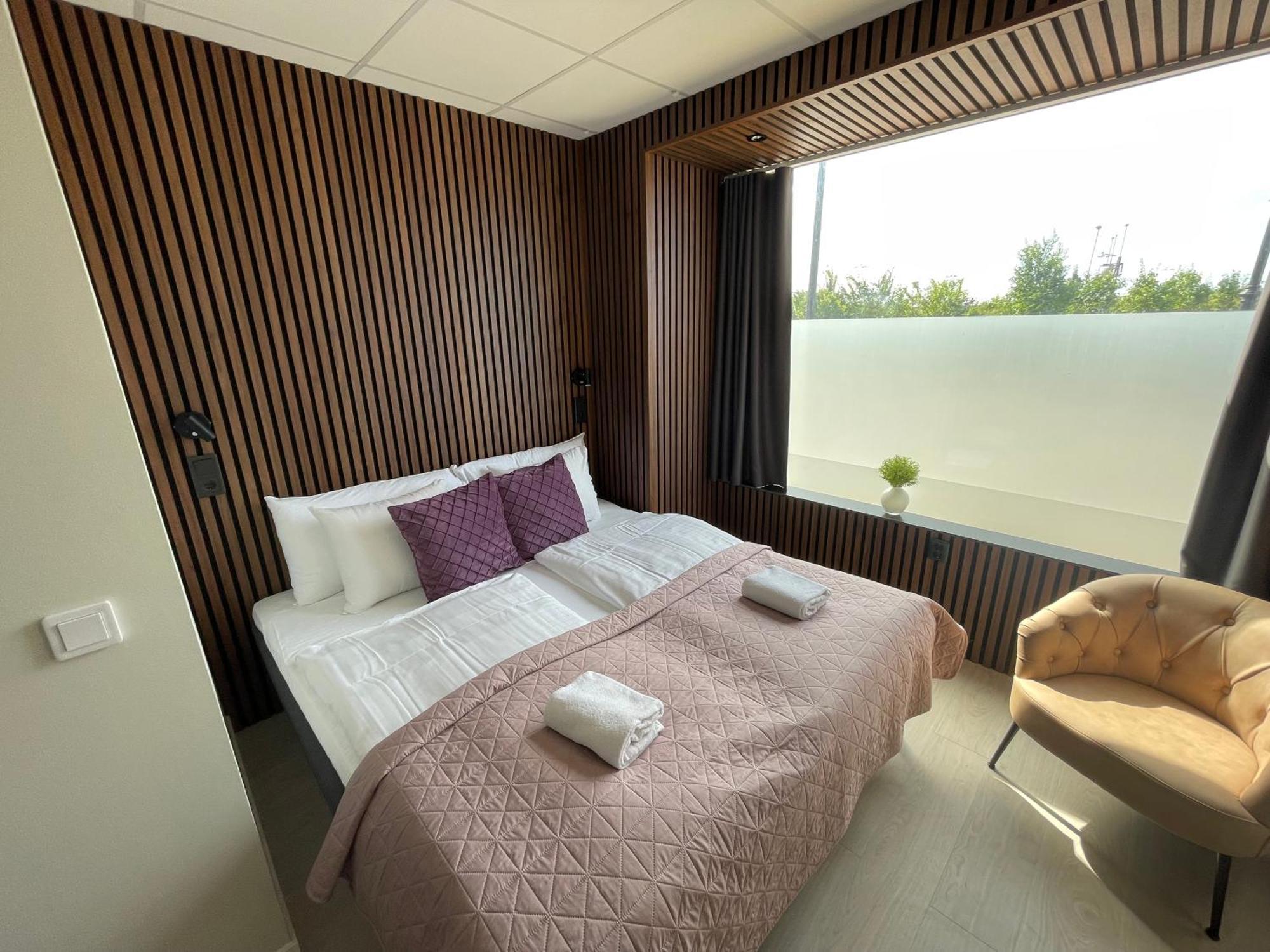 Dream - Luxury Hostel *